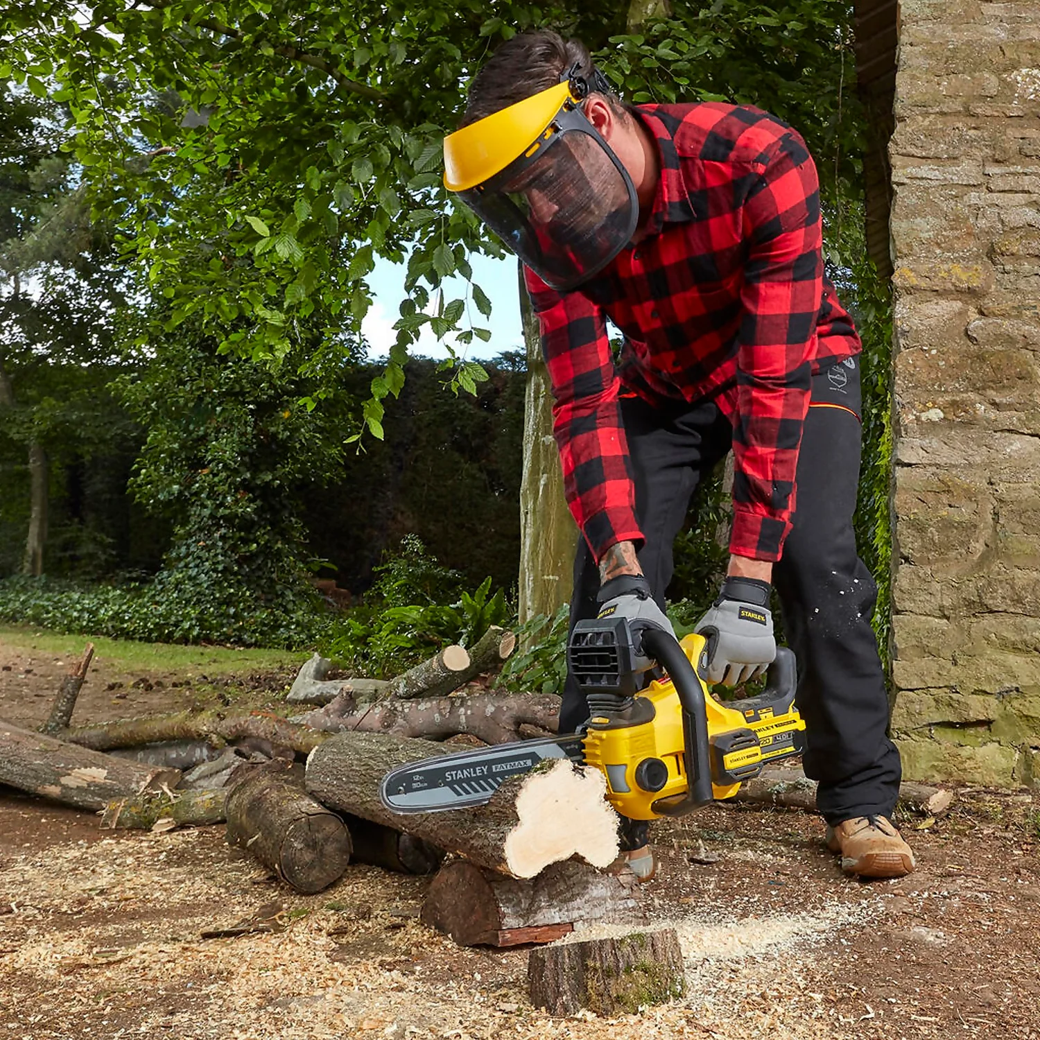 STANLEY FATMAX V20 18V Cordless 30Cm Chainsaw (Sfmccs630M1-Gb) 2 STANLEY FATMAX V20 18V Cordless 30Cm Chainsaw (Sfmccs630M1-Gb) - Image 2