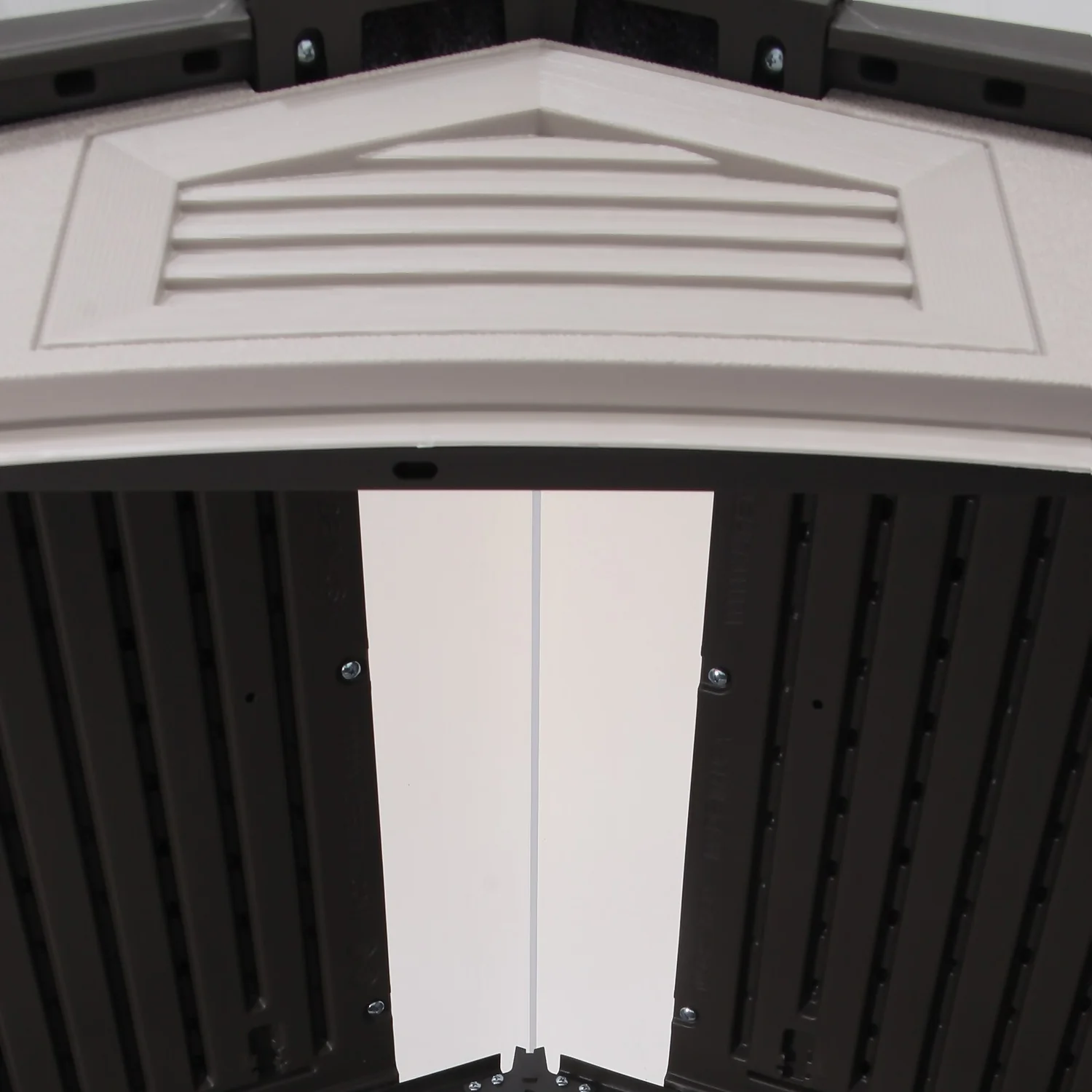 Lifetime Plastic Outdoor Storage Shed - 7x7ft 7 Lifetime Plastic Outdoor Storage Shed - 7x7ft - Image 7