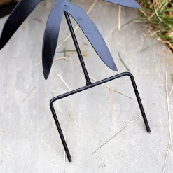 Jungle Black Ground Stakes - 45cm (Assorted Designs) -Garden Tool Store 13981010 2135005324298073
