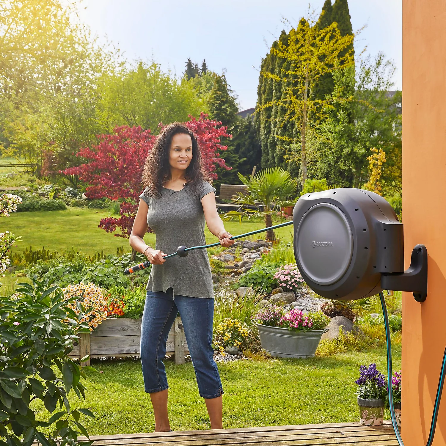 Gardena Retractable Hose Reel Automatic 30 M 2 Gardena Retractable Hose Reel Automatic 30 M - Image 2